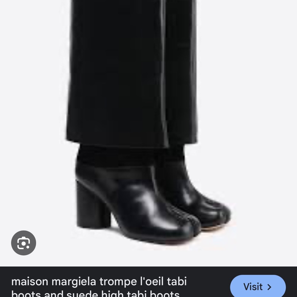Maison Martin Margiela Women's Black Tabi Boots